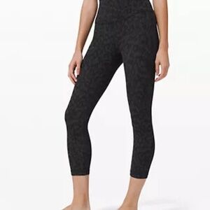 Lululemon Align Black/Gray High Rise Sz6 Crop 21" Formation Camo Deep Coal Multi